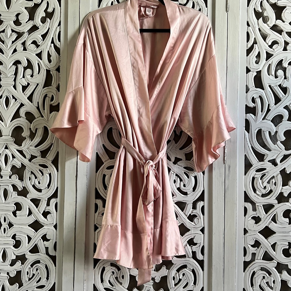 Victoria's Secret Pink Satin Ruffle Robe M/L
